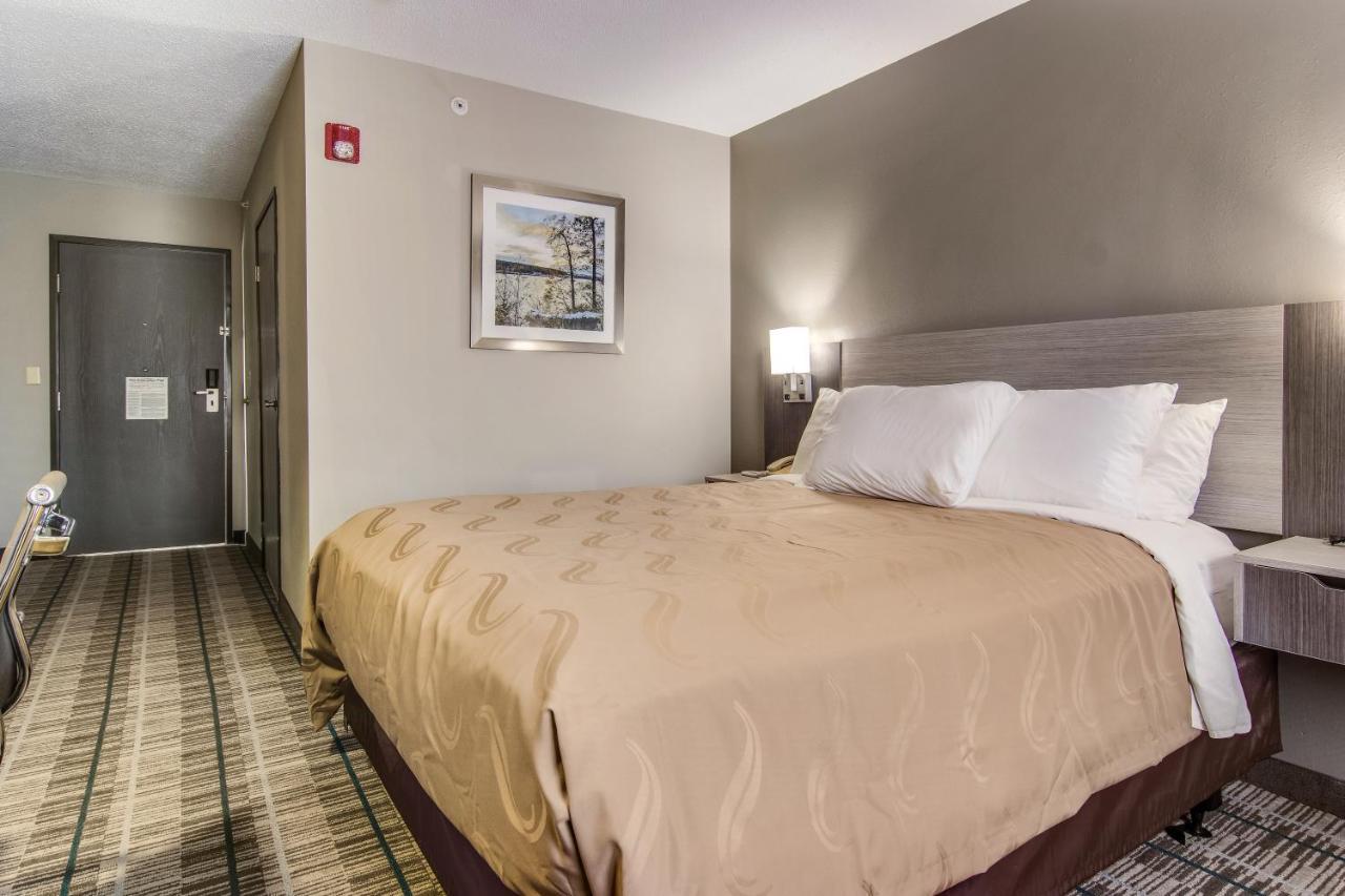Quality & Grove City-outlet Mall Hotel Grove City