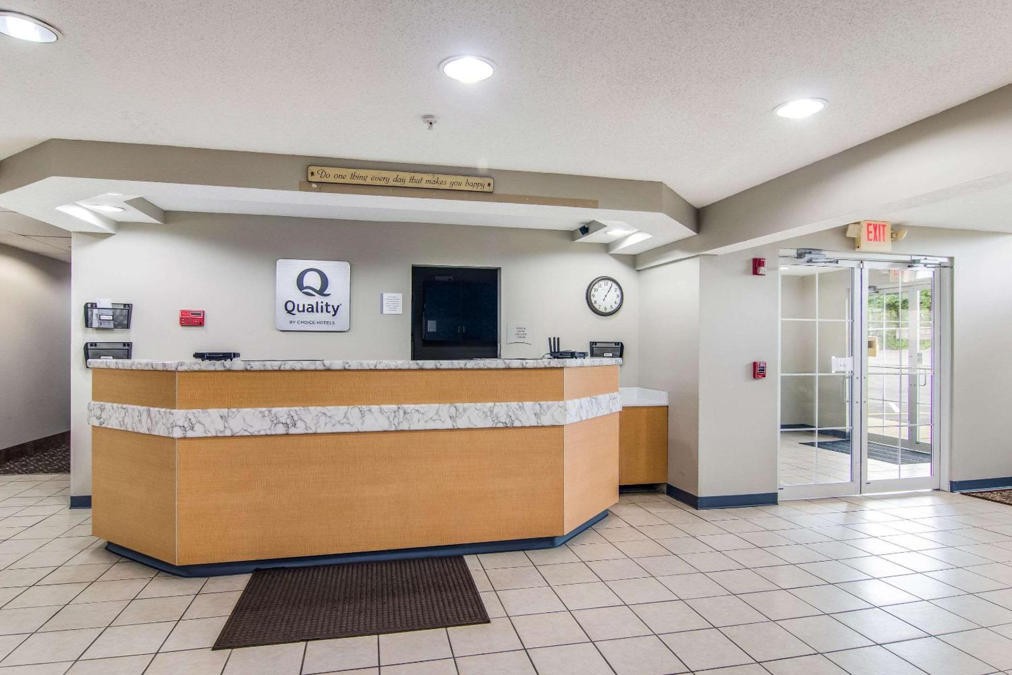 Hotel Quality & Grove City-outlet Mall 2*